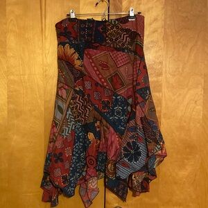 The Pyramid Collection Large Asymmetrical Skirt in Red and Blue